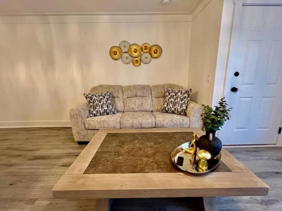Luxury City Loft In Gainesville B Екстериор снимка